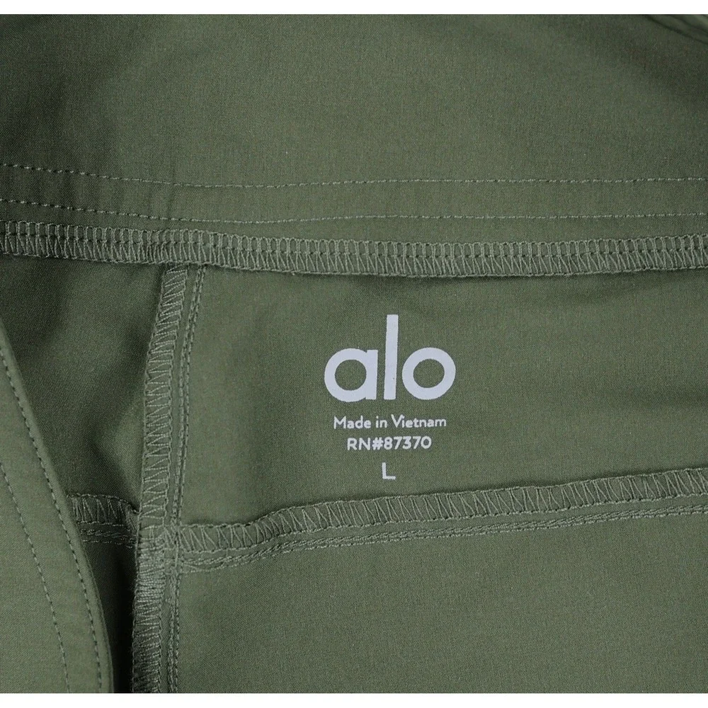 Alo Shorts Mens Large Green Drawstring Athletic Swim Hybrid Board Quick Dry - Picture 5 of 13